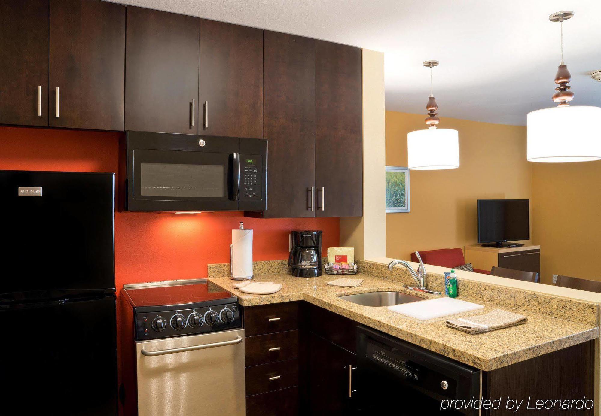 Towneplace Suites By Marriott Dodge City Exteriör bild